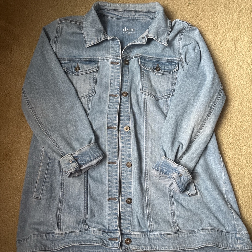 D&Co Women's Classic Blue Denim Jacket